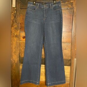 Talbots Flawless Five 5 Pocket Flare Curvy Dark Blue Jeans